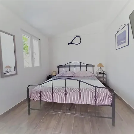 Nona Tonka Apartment *